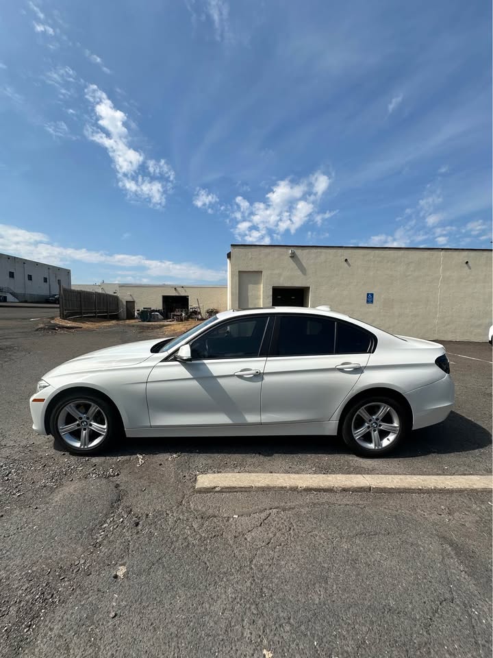 2014 BMW 3 Series · 328i xDrive Sedan 4D